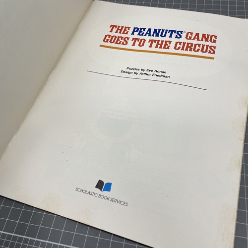 ORIGINAL RETRO Peanuts Snoopy Picture Puzzle Book Junk Goes To Circus Cafe Art - Picture 3 of 6