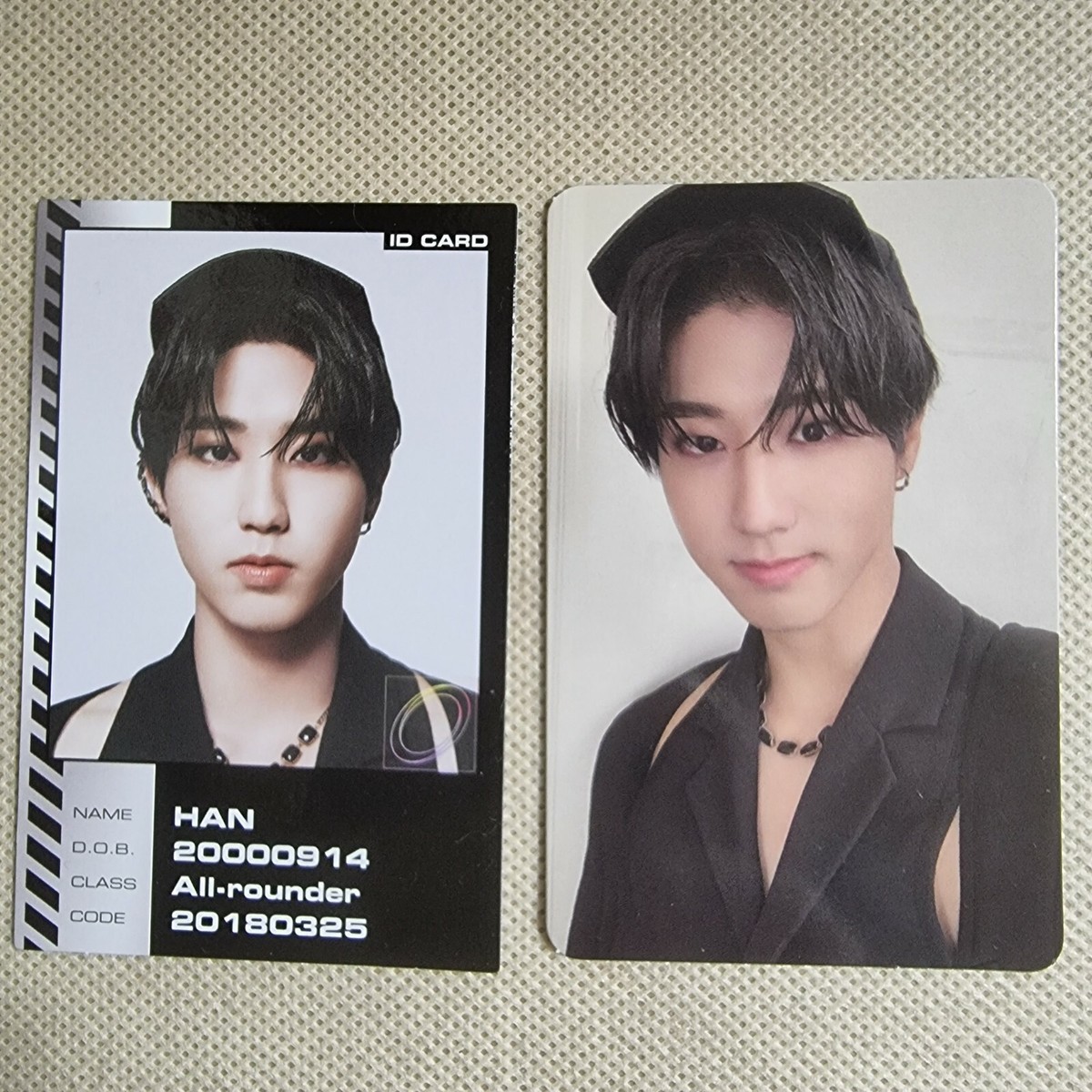 STRAY KIDS] k-pop STRAY KIDS Official Mini Album ODDINARY ID CARD+
