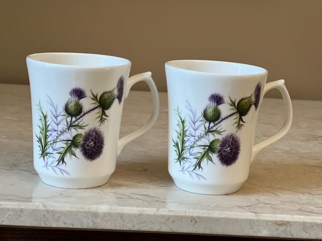 NEW 2  "LUCKENBOOTH" BONE CHINA MUGS/CUPS -THE THISTLE PATTERN  *SCOTLAND