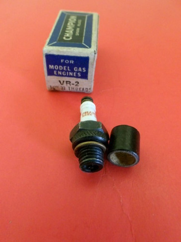 VINTAGE CHAMPION VR-2 RACING SPARK PLUG GAS/IGNITION MODEL ENGINE 1/4-32 Thread