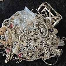 JOB LOT SILVER TONE COSTUME JEWELLERY (MH1)