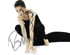 *  BANKS * signed 8x10 photo * OFF WITH HER HEAD * GODDESS * COA *