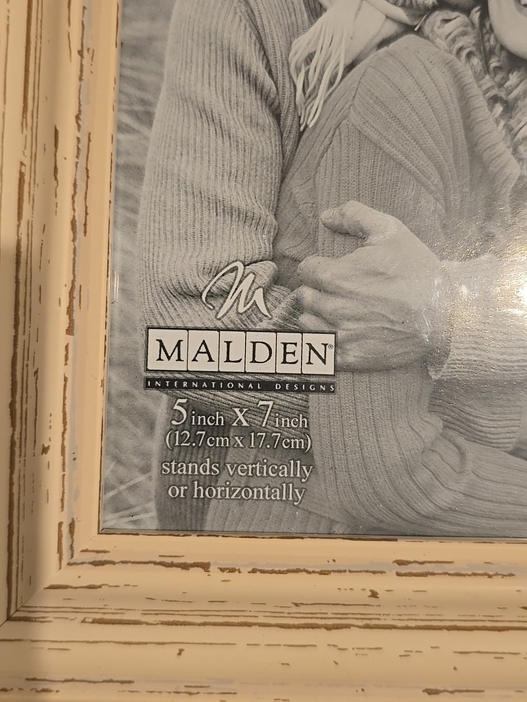 Malden International Designs picture frame distressed Faux wood finish 5" x 7"