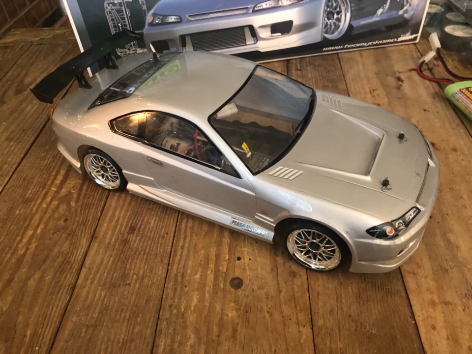 Yokomo Drift Package RTD Nissan S15 Silvia MR4TC SD CM 1/10 Scale RC Drift 4WD - Image 3 of 4