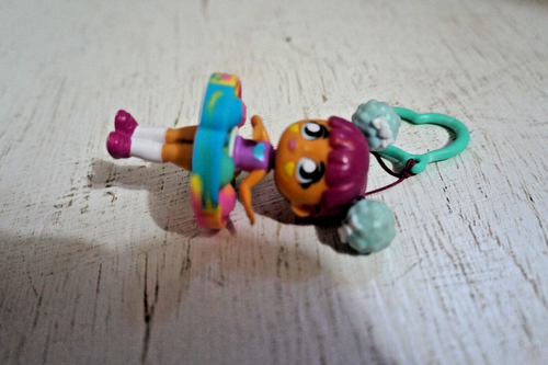 FASHION FIDGEL CLIP ON DOLL