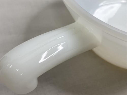 4 Vintage Anchor Hocking Fire King Ware Milk Glass Small Bowl w/ Handle 5-2/16 W - Picture 5 of 12