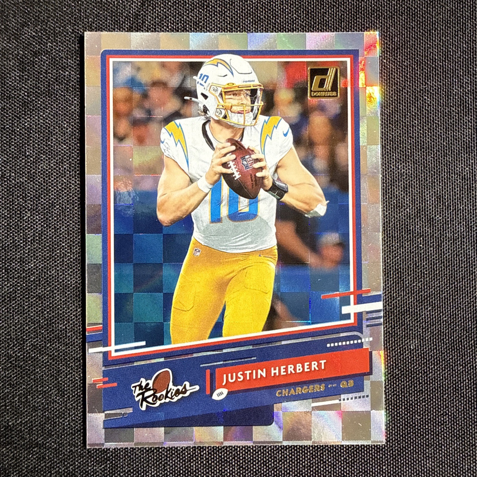 JUSTIN HERBERT ROOKIE - 2020 PANINI DONRUSS OPTIC “THE ROOKIES” #TR-JH CHARGERS