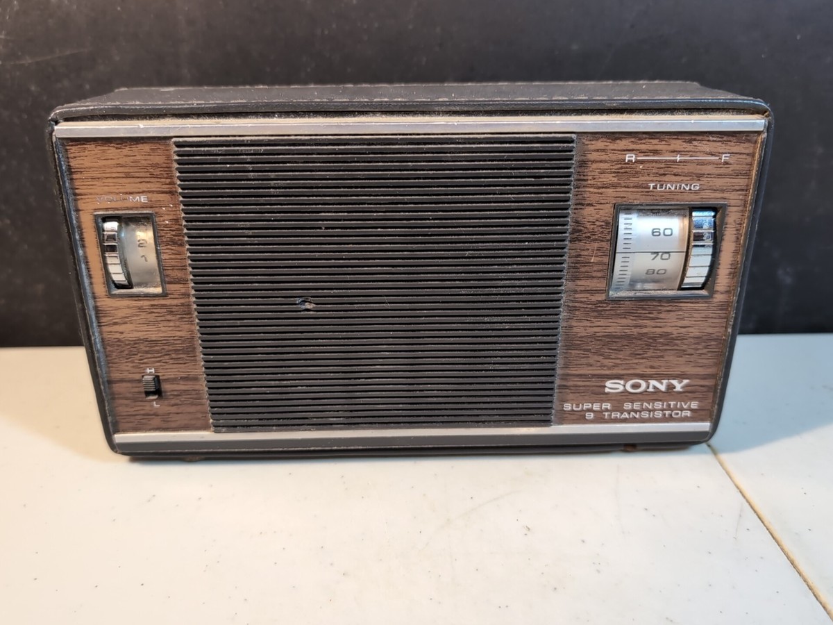 Sony Super Sensitive 9 Transistor Radio Tokyo Japan Working 1965