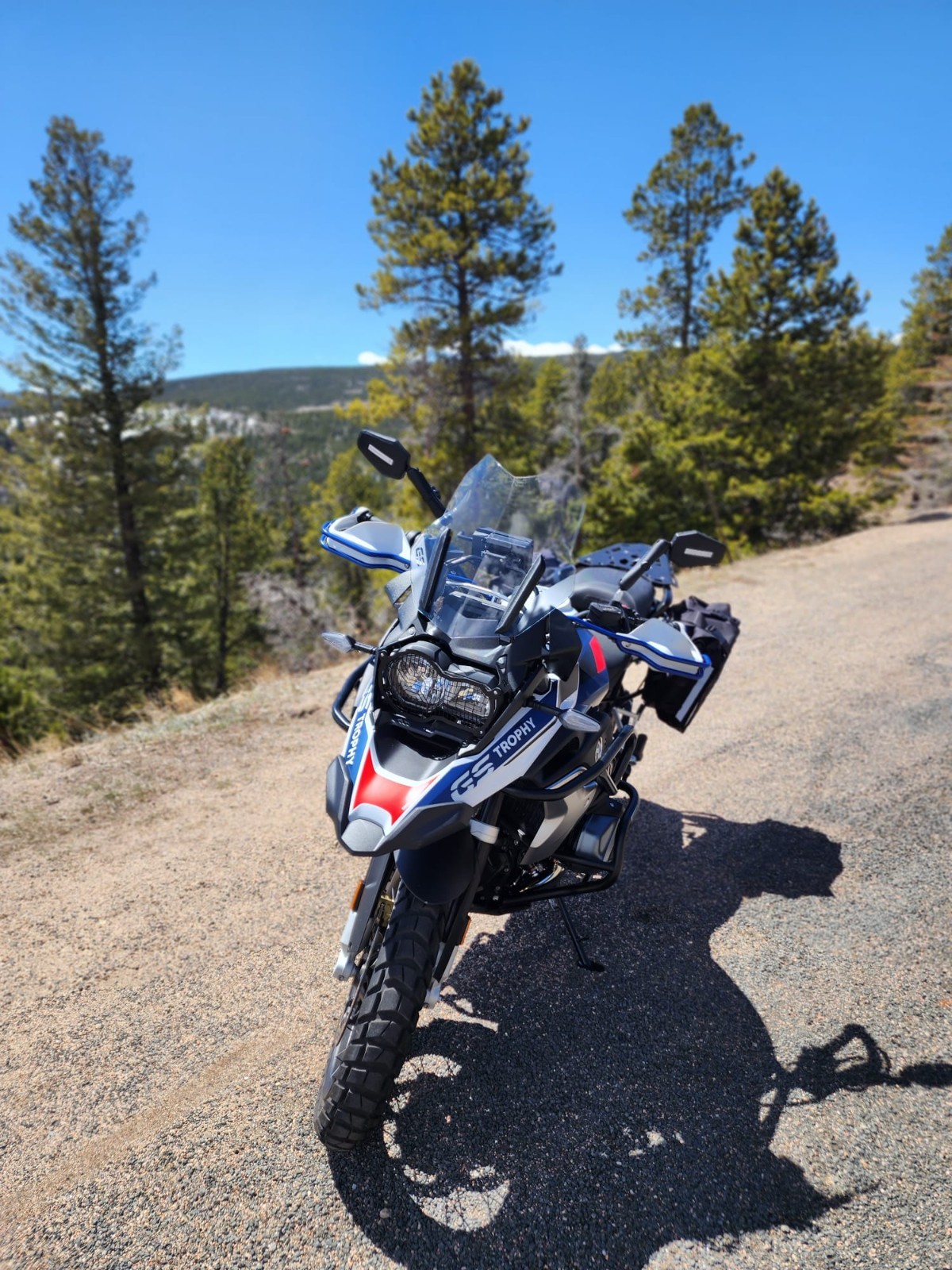 Image of 2023 BMW R-Series