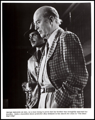 George Hamilton + Ray Milland in The Dead Don't Die (1975)   Photo M 443
