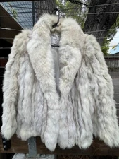 Vintage Saga Fox White Fox Fur Coat — Good Condition