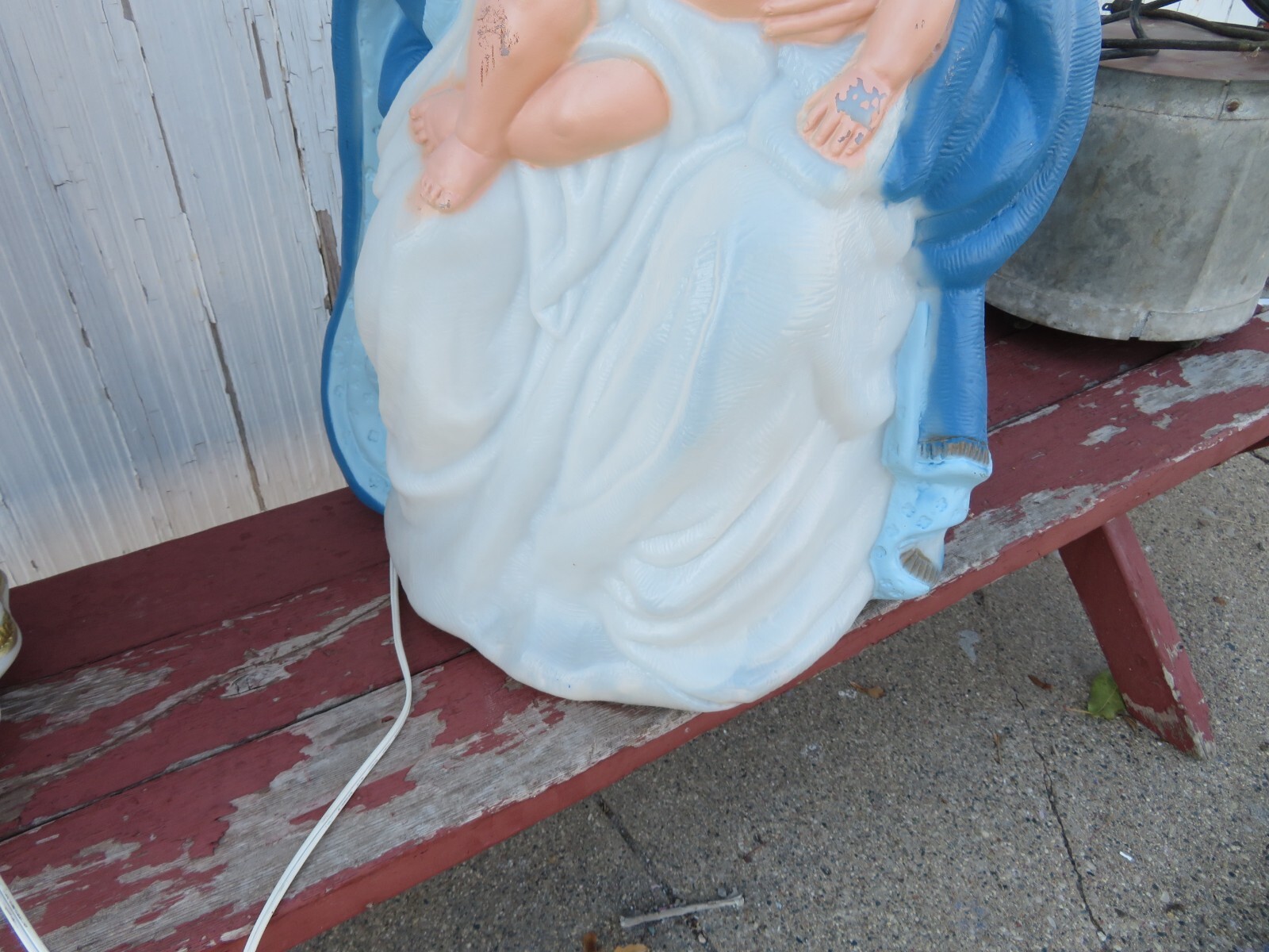 TPI blow mold Nativity Joseph 37" Mary and Jesus 25" lights up Yard set