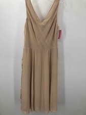 Pre-Owned Adrianna Papell Tan Size 10 Knee Length Sleeveless Dress