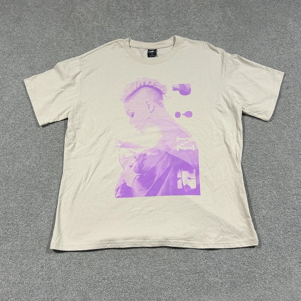 P!NK T Shirt Womens S Beige Portrait Graphic Tee Concert Tour Music Pop Rock