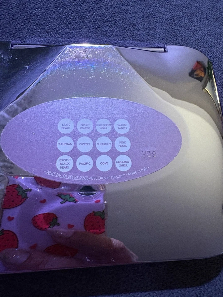 BECCA Cosmetics | Pearl Glow Shimmering Eye Palette | NWOB | Italy | Limited - Image 3 of 3