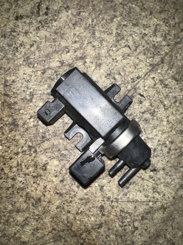 BMW 3 E46 1999 Benzin 110kW Turbolader Druckwandler Magnetventil 2247906