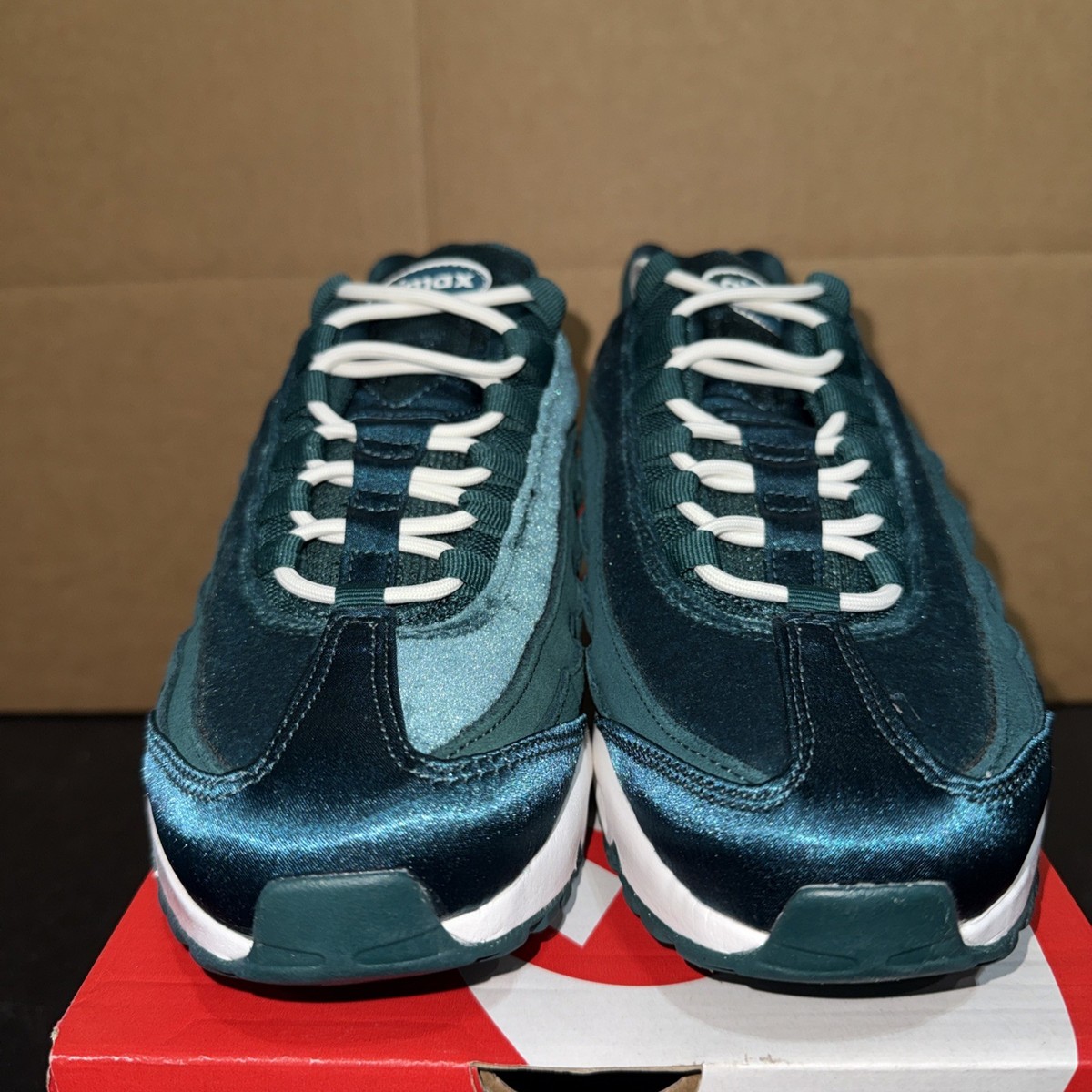 Nike Air Max 95 Women's Shoes Velvet Teal Size 9.5 DZ5226-300
