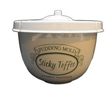 Williams Sonoma Sticky Toffee Pudding Mold Ceramic Gold Medal 1911