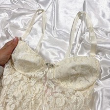 Vintage Romantic Lace Chemise Cream Underwire Rosebud Detail Small
