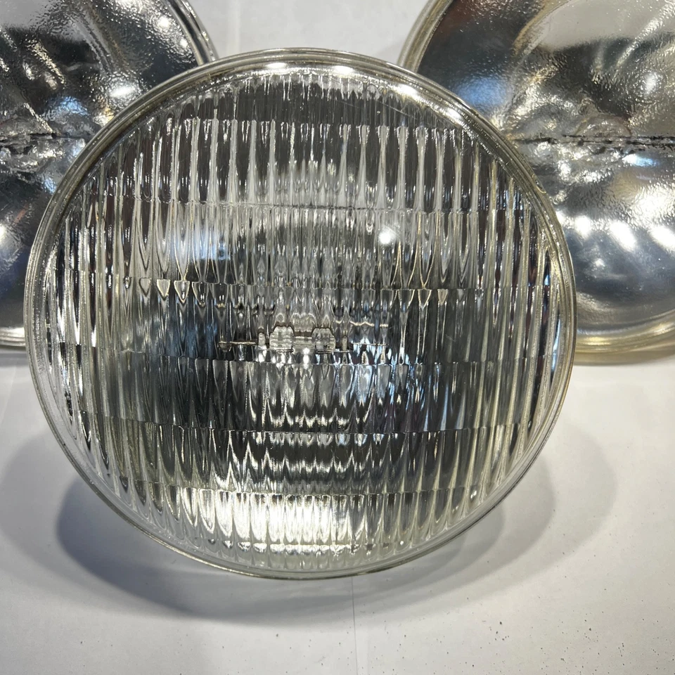 CP61 Par 64 Lamps CP62 Set of 3 1000w GX16D Philips Bulbs Stage Theatre Lighting - Image 4 of 4