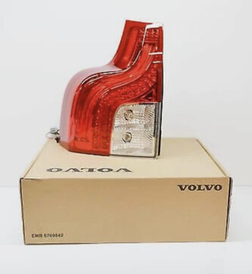 Genuine Volvo Tail Lamp 31335506