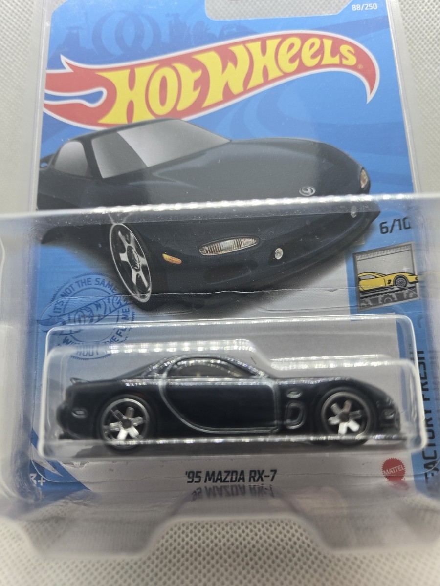 Hot Wheels 2021 Super Treasure Hunt Factory Fresh '95 Mazda RX-7