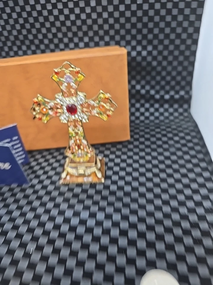 Artículos de regalo de lujo Jere, caja de baratija cruzada dorada con joyas (ultra rara) Foto 3 de 4