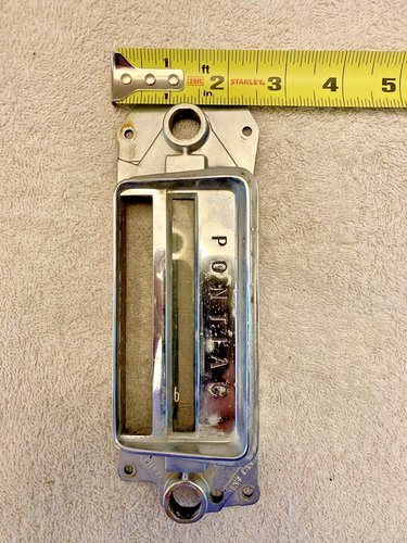 Vintage Pontiac AM Radio Chrome Face Plate with dial glass #7231103 - Picture 5 of 8