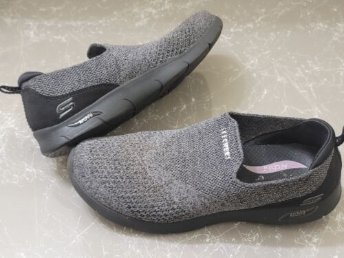 Skechers Arch Fit Women's Black Casual Slip-on Shoes-Sneakers,Size 8.5(see Info)