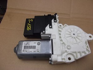Fensterhebermotor hinten rechts VW Golf VI 2012 1K0959704AG