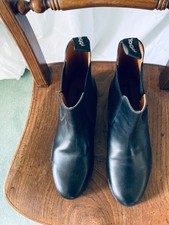 toggi boots, black leather  size 6 ankle