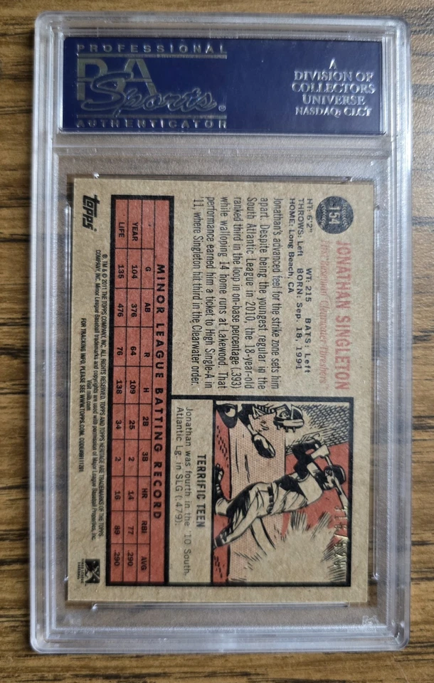 JONATHAN SINGLETON 2011 TOPPS Heritage minors red rookie serial #154/620 - Imagem 2 de 2