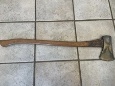 Vintage M 2 1/2 Single Bit Axe Wooden Handle Collectible Woodworking 4lbs 10oz