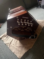 Hohner  D 40 Concertina 20 Key C/G-Used!