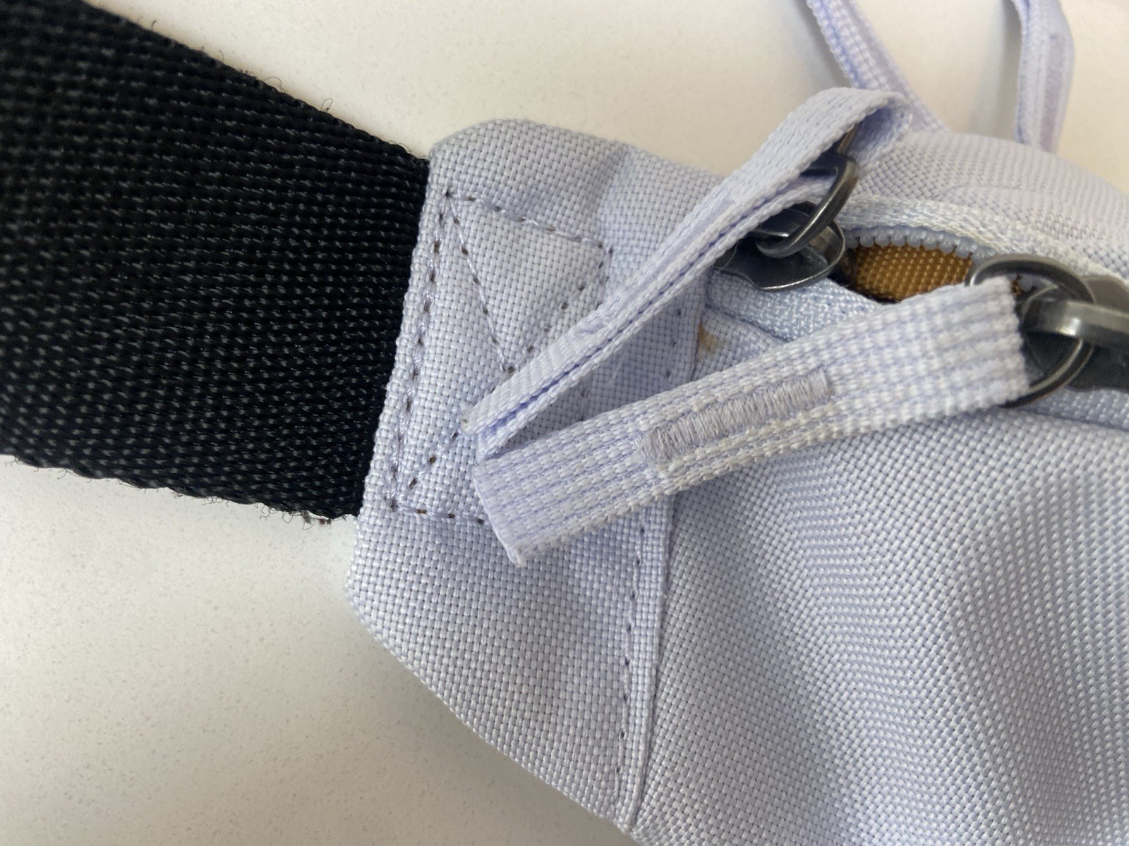 Nike Women’s Girls Adjustable Hip Pack Bum Bag Fanny Pack Waist Bag Lavender thumbnail 3