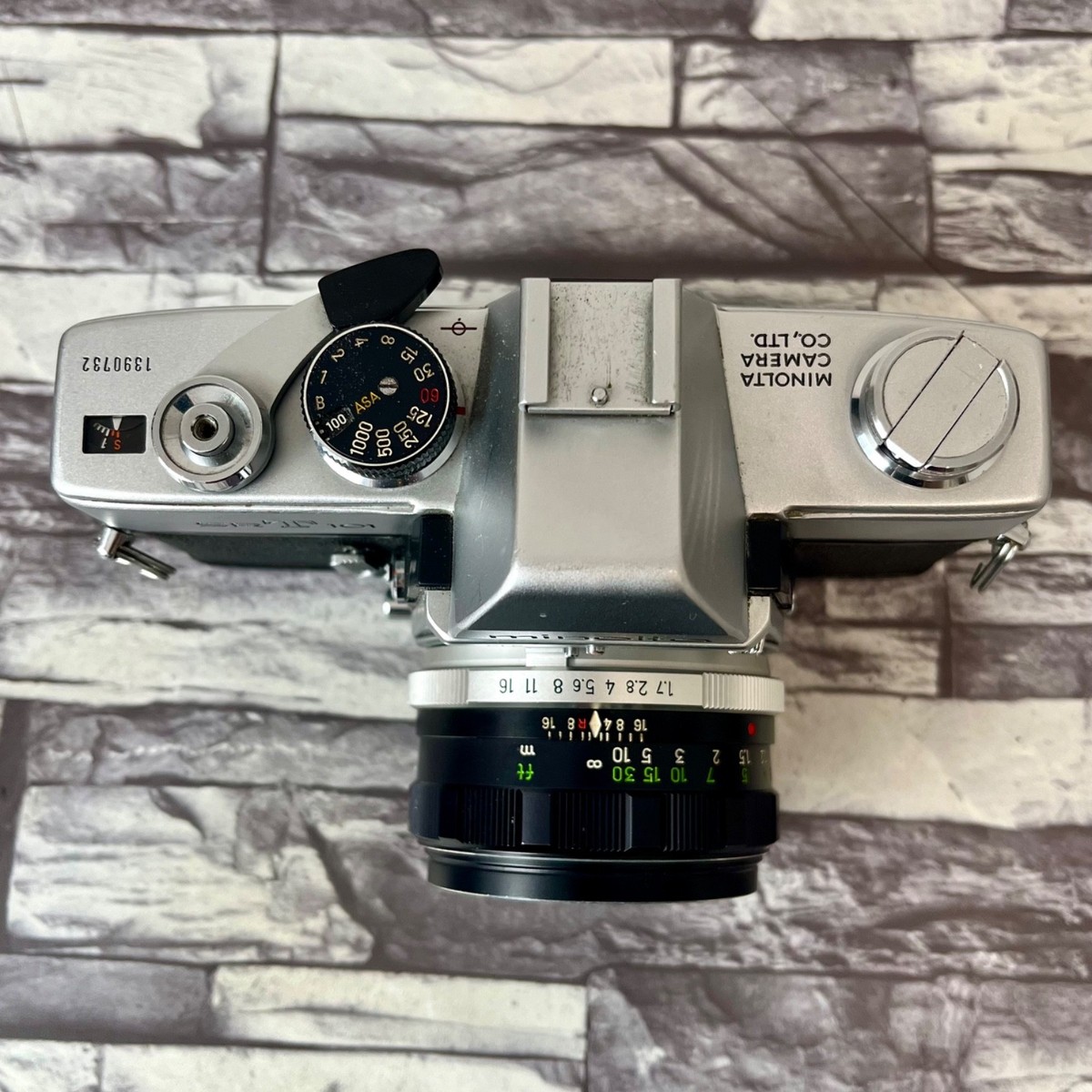 MINOLTA SRT 101 SLR 35mm Film Camera w/ MC ROKKOR-PF 55mm F1.7