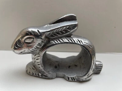 Serviettenhalter MesserHase Rabbit Bunny Accessoires Serviettenringe Figur - Bild 1 von 3