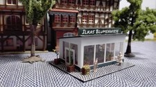 Kleiner Blumenkiosk mit Inneneinrichtung  Spur N   Blumenladen 1:160