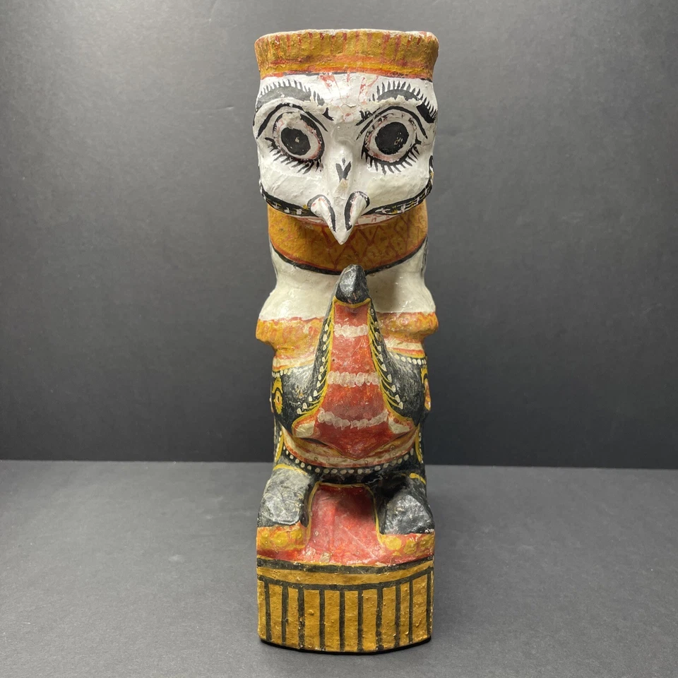 Antigua estatua de ataque de león de madera maciza pintada a mano tallada a mano de la India de 1890-1920 Foto 4 de 4