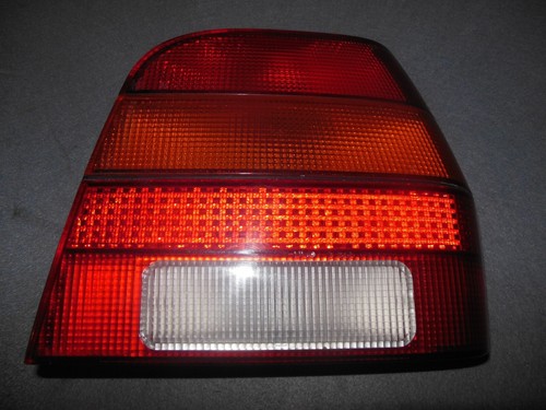 Rücklicht Rückleuchte VW Polo 86C rechts 871945112C