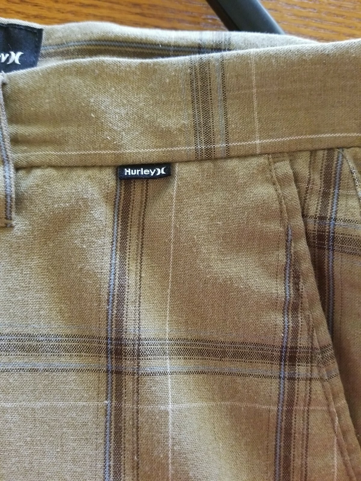 Mens Hurley Golf Shorts 34X10 Flat Front Multi Colored Stripes