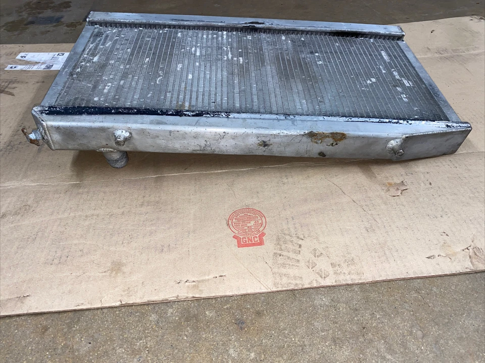 Radiador de alumínio BeCool 1992-2000 Honda Civic personalizado tamanho completo - Tamanho completo/4 fileiras - Imagem 2 de 4