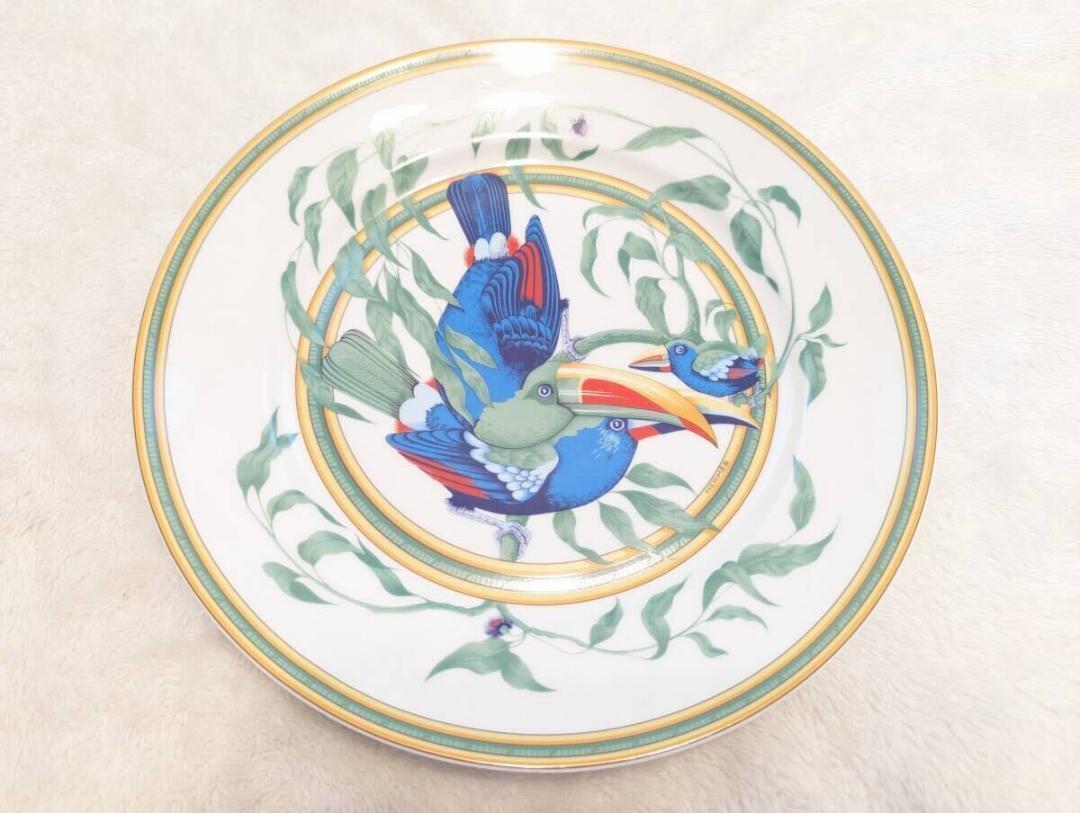 Hermes Toucans Tableware Set Dinner Plates Cups Saucers Hermes Toucans Tableware Set Dinner Plates Cups Saucers