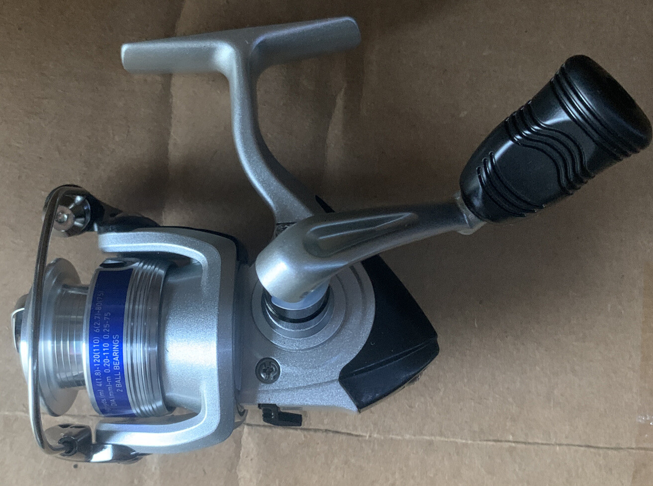 Daiwa D-Shock 1000 2B Spinning Reel Bulk Crappie Bream Trout Ice Fishing