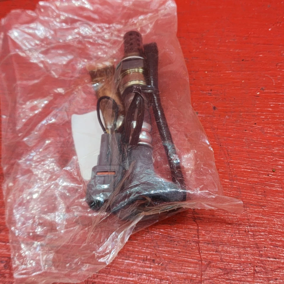 Датчик кислорода Denso 234-2069 для 1990-1991 Lexus ES250, Toyota Camry 2,5 л - Изображение 3 из 4