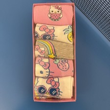 Hello Kitty 5 Pair Quarter Crew Socks Women's Size 9-11  New  Nib  Precious 