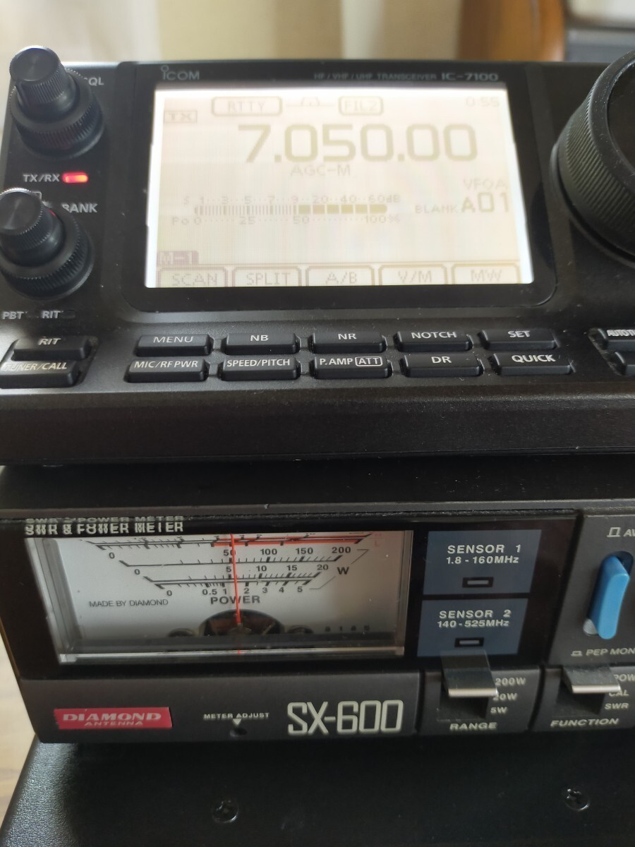 ICOM IC-7100M トランシーバー Amazon.com: Icom IC-7100 HF/50/144/440 MHz Amateur Radio