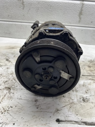 VW GOLF IV 1J1 Klimakompressor 1J0820803K 2002 18050865