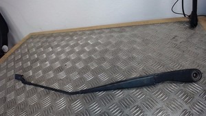Scheibenwischerarm R Volvo V50 DPF D2 M 2011-2012