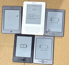 # Kindle bundle bag w/5 readers